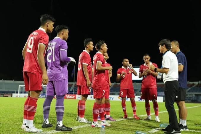 Serba-Serbi Piala AFF U-23 : Kamboja Kalah, Kontroversial Wasit Sepanjang Gelaran Piala AFF, dan Jadwal Semifinal Piala AFF U-23