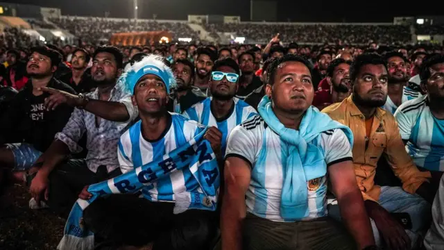 WiFi Cepat dan Stabil Jadi Kebutuhan Penggemar Sepak Bola dan Piala Dunia
