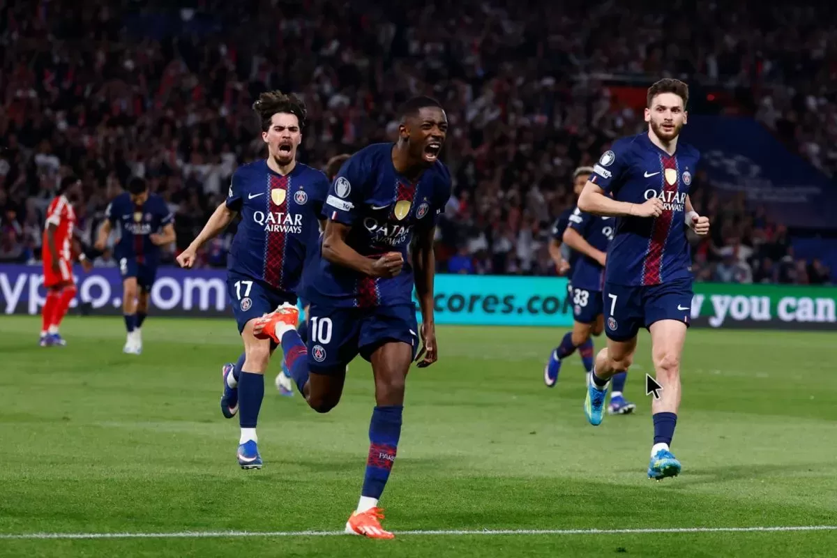 Momen selebrasi Dembele usai mencetak goal (Sumber foto goal.com)
