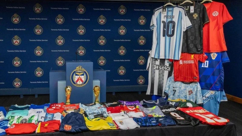 Skandal Jersey Palsu Piala Dunia 2026 Terbongkar, Polisi Kanada Sita Barang Senilai Rp44,6 Miliar
