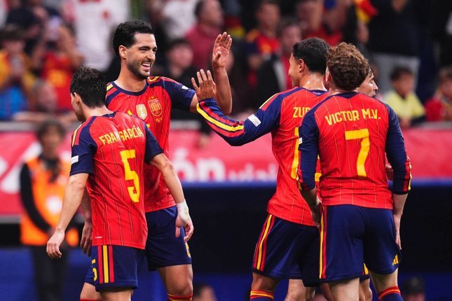 Spanyol Kian Tangguh, Ceko Jadi Korban Terbaru